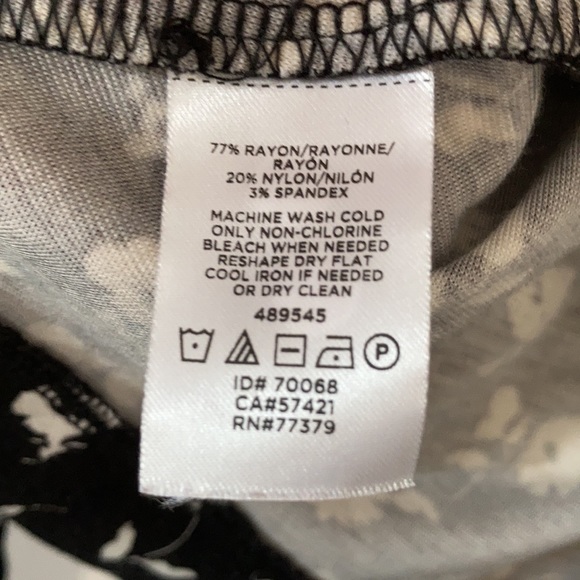 NWOT Ann Taylor Wrap Top - super soft - Picture 6 of 6